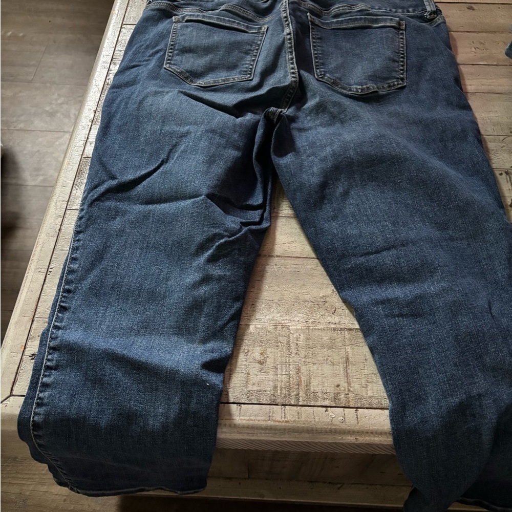 Women’s Torrid super soft cropped Jeans